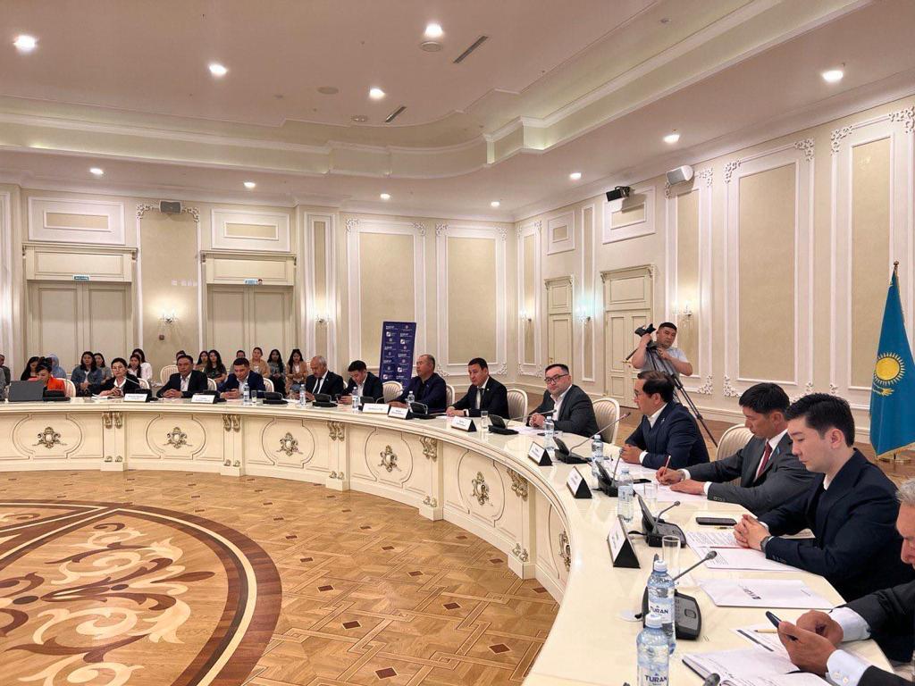 Региональное заседание экспертного клуба «Sarap» на тему: «Конституционная реформа: казахстанский путь политической трансформации»